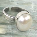 Regulowany pierścionek z perłą
