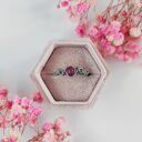 Pierścionek Rubin ze stali chirurgicznej - wire wrapping, regulowany