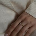 pierścionki pierścionek złoty z kuleczką i