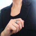 Srebrny pierścionek "Tribal" z czarnym Onyxem