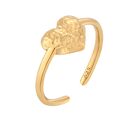 handmade złoty pierścionek z gniecionym sercem