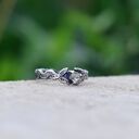 Pierścionek z Listkami i Jasnozielonym Szafirem r. 15