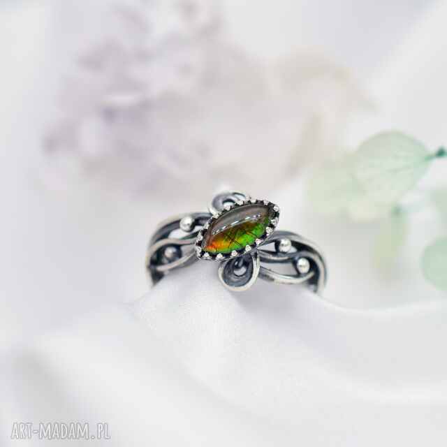 Wróżkowy Pierścionek z Ammolitem