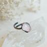 pierścionek surowy pink - z kwarcem różowym kwarc różowy prezent