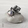 szare metaloplastyka srebro fleur - srebrny pierścionek z perłą baśniowy