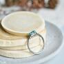 turkusowe delikatny pierścionek morski - ze szklanymi minimalizm mały