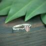 Srebrny z turmalinem, pierścionek z różowym oczkiem - roślinne kobiecy
