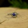 Minimalistyczny regulowany pierścionek lapis lazuli wire wrapping - unikatowy prezent dla niej