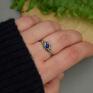 pierścionek regulowany minimalistyczny z lapis lazuli wykonany w całości