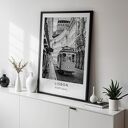 Czarno-biały plakat Lizbona z tramwajem 40x50 cm