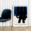 Plakat Soulages Ne en 1919-format 50x70 cm niebieski abstrakcja reprodukcja