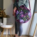 Okrągły plecak 2w1 fioletowe kwiaty