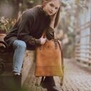 Unikalny plecak - torebka ręcznie wykonany przez Ladybuq Art Studio torba z naturalnej skóry