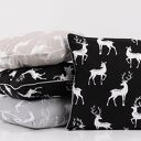 Poduszka Black Deer 40x40cm od majunto