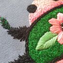 Poszewka z haftem chrząszcza -szept ogrodu