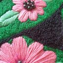 Poszewka z haftem chrząszcza -szept ogrodu