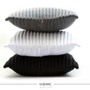 komplet poduszek colors 50/ black, grey, white
