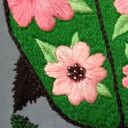 Poszewka z haftem chrząszcza -szept ogrodu