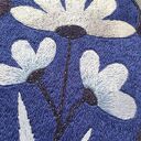 Poszewka z haftem chrząszcza -szept nocy