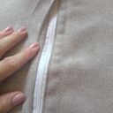 Poszewka z haftem chrząszcza - w objęciach róży