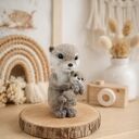 Wydra z maleństwem - figurka filcowana