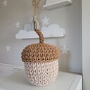 Duże żołędzie szydełkowe - kosze do pokoju z akcentem leśnym