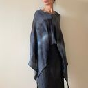 Ponczo z wełny merino szary&bury