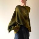 Narzutka z wełny merino khaki i musztarda - unikatowe ponczo handmade
