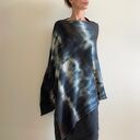 Eleganckie ponczo z wełny merino biel&grafit'II