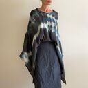 Eleganckie ponczo z wełny merino biel&grafit