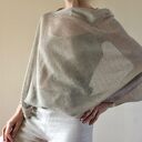 Eleganckie ponczo lniane w naturalnym kolorze