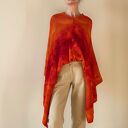 Narzutka z wełny merino w czerwieniach z żółtym