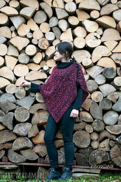 Ponczo czarno-czerwono-różowe