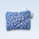 Pikowany portfelik w kwiaty - mini etui na karty