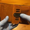 Portfel czarno-brązowy skórzany z łańcuszkiem do paska