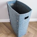 Wąskie pudełko z filcu, wysoki kosz - na pranie