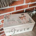 Personalizowany kuferek wspomnień z drewna na chrzest i roczek