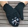 rękawiczki: koty czarne/Rękawice na szydełku i drutach/Damskie rękawice prezent