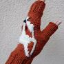 Piękne mitenki liski bez palców. Rękawiczki są ręcznie robione na drutach, wykonane z wełny i akrylu. Dodatek do odzieży