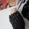 Mitenki czarne ze srebrną nitką na bal karnawałowy Rękawiczki robione na drutach ściegiem ażurowym z wełny i akrylu. Damskie młodzieżowe
