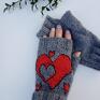 czerwone rękawiczki damskie mitenki szare z dużym czerwonym sercem/z mniejszym walentynki