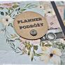 Unikatowy niezbędnik Podróżnika - Planner Podroży, który pomoże zaplanować i przeżyć wymarzoną podróż a później. Scrapbooking albumy prezent