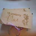 Drewniane pudełeczka na prezent pieniężny