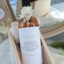 Prezent na Złote Gody - personalizowana skrzynka na wino