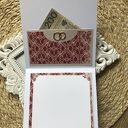 Kartka ślubna w pudełku - eleganckie kwiaty, obrączki i karnet życzeń