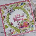 Kartka na Dzień Mamy z polnymi kwiatami i motylami