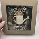 Kartka urodzinowa konewka suszone kwiaty