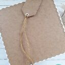 Kartka urodzinowa (lub na inną okazję) z zimowymi różami i gałązkami świerku