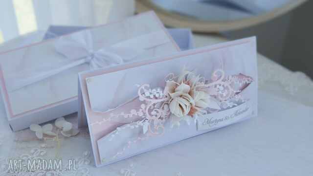 Subtelna kartka w pudełku na ślub - pudrowy róż, personalizacja
