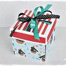 Nietypowa forma z życzeniami z okazji Chrztu lub urodzin w formie pudełka - to kartka i prezent w jednym. Exploding box